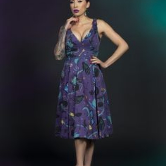 Leota Dress in Fortune Teller Print - Picture 3 of 4